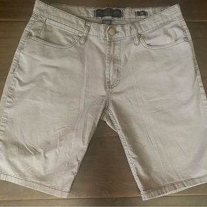 PD&C Man's Stretch Shorts Cotton/Zipper/Pockets Size 33 Gray